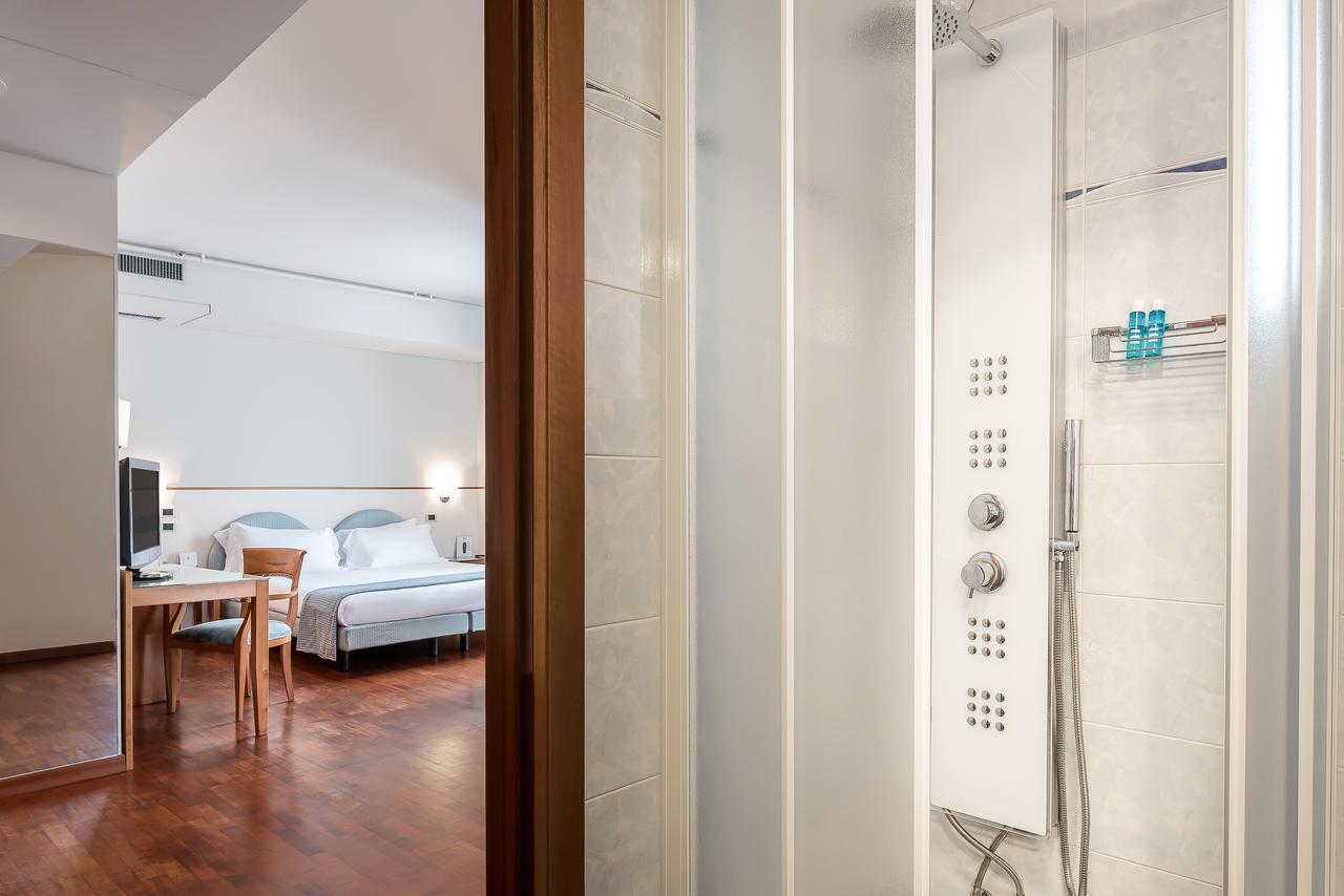 Hotel Baia Flaminia 4*